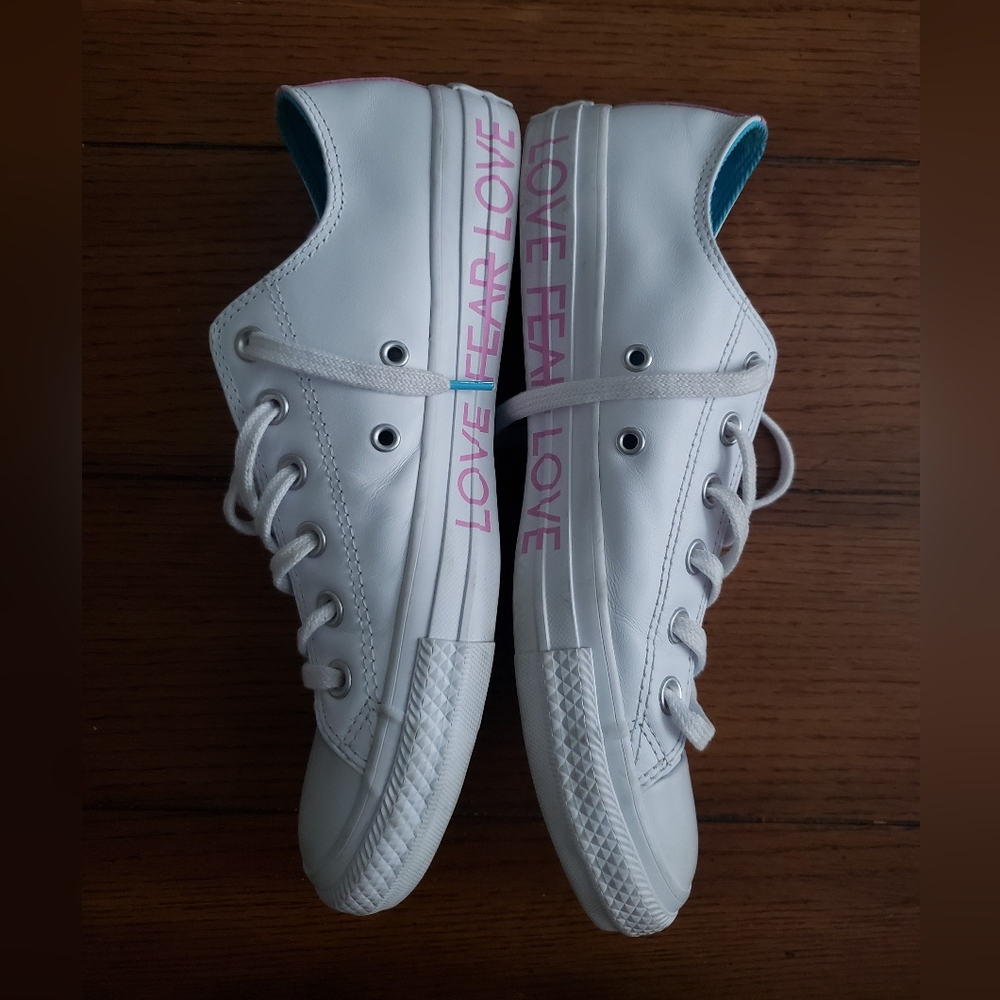 Like New Converse CTAS Love The Progress Leather Sneakers - Picture 3 of 11